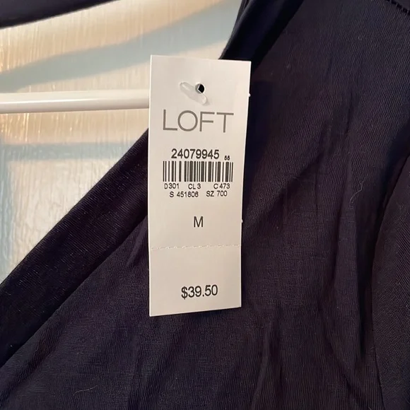 NWT Loft Navy Tie-Back V-Neck light weight shirt! - Picture 2 of 6